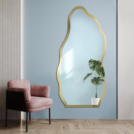 Onregelmatige spiegel in goudglanzende lijst - AURO II SHINE