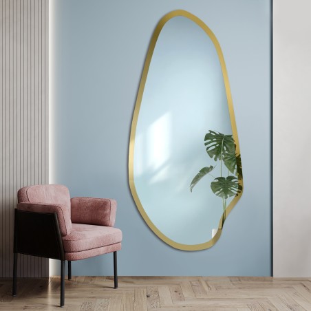 Onregelmatige spiegel in goudglanzende lijst - JASPIS SHINE