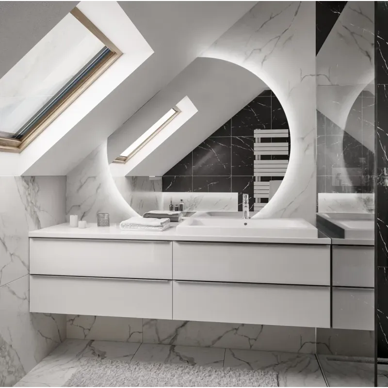 Ronde spiegel voor zolder met afgeschuinde zijkanten en LED-verlichting – OLGA LED