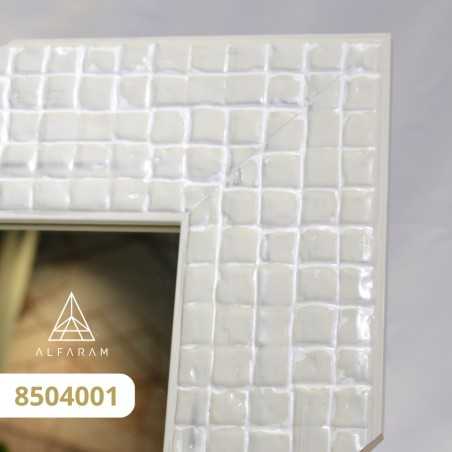 Miroir dans un cadre en bois – 8504 – couleur du cadre au choix