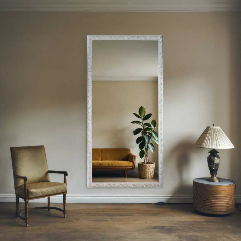 Miroir dans un cadre décoré - 7004002