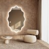 Elliptische spiegel in een golvend MDF-frame met verlichting - AQUARELLE ELVA LED