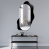 Decoratieve ovale spiegel op zwarte beits - KLEKS