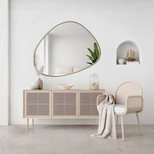 Miroir aux formes organiques dans un cadre en MDF couleur cachemire - MARIS SAND DANS SON CADRE