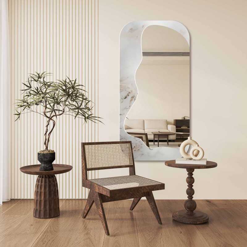 Onregelmatige spiegel op wit-goud marmer – MARBLE ZARI