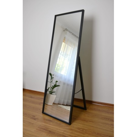 Staande spiegel voor kleedkamer in dunne houten lijst - 3005 - kleur van de lijst naar keuze