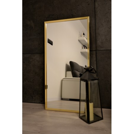 Miroir dans un cadre en or brillant - IZABELLA GOLD