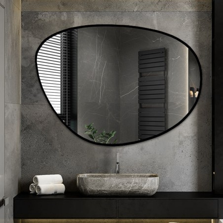 Onregelmatig gevormde spiegel in een frame - AGAT IN EEN FRAME