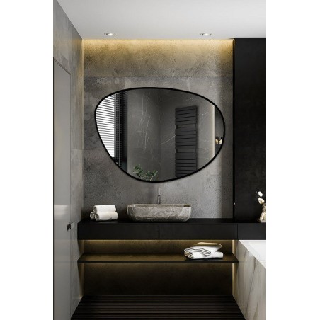 Onregelmatig gevormde spiegel in een frame - AGAT IN EEN FRAME