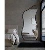Miroir de forme organique dans un cadre - ANGELIT IN A FRAME