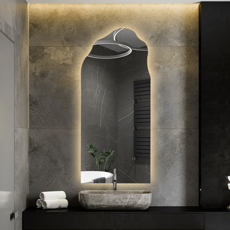 Halfovale spiegel met organische vorm en verlichting - AURO LED 1