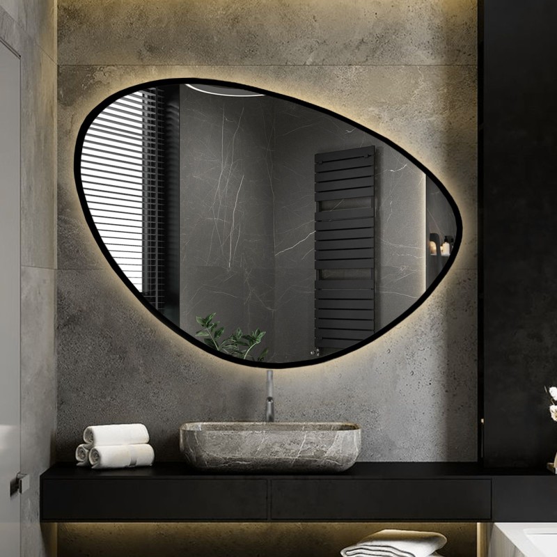 Onregelmatig gevormde spiegel in een frame met verlichting - OBSYDIAN IN LED FRAME